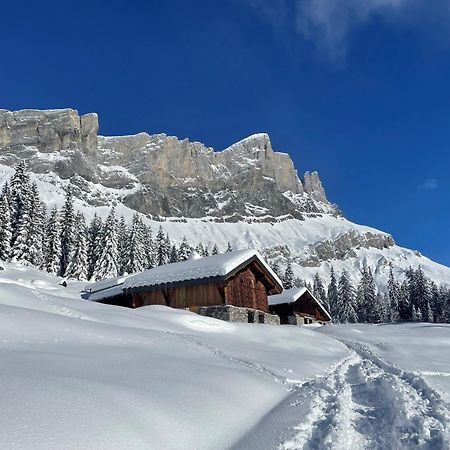 Chalet du grand cerf Servoz Extérieur photo